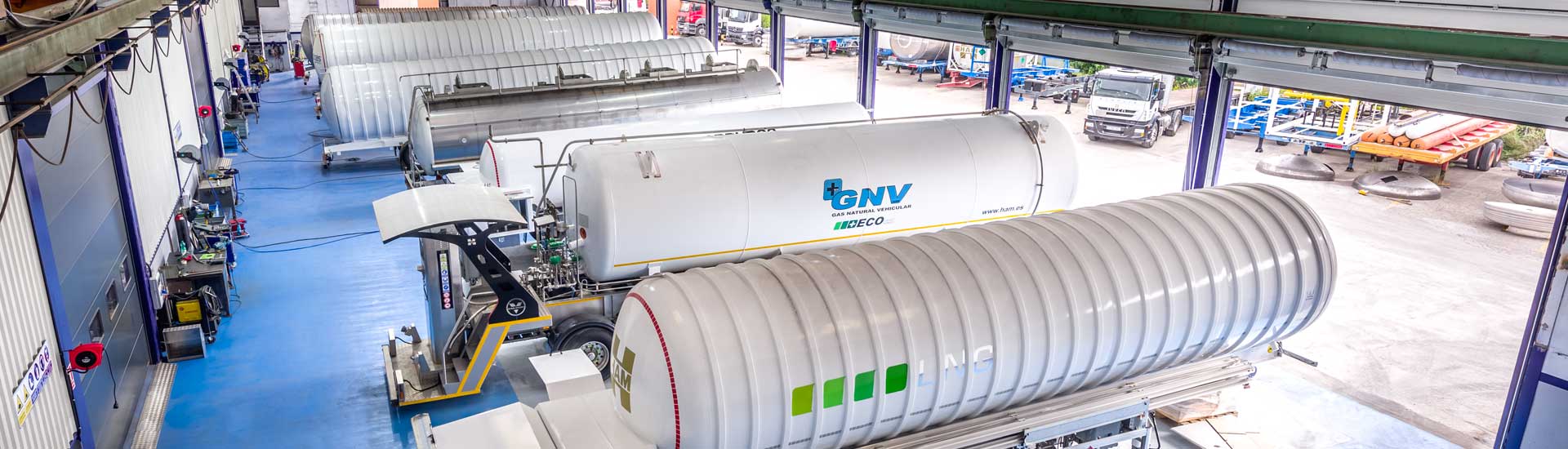At Vakuum we design and manufacture LNG semi-trailers adapted to the real needs of our customers